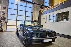 photo BMW E30